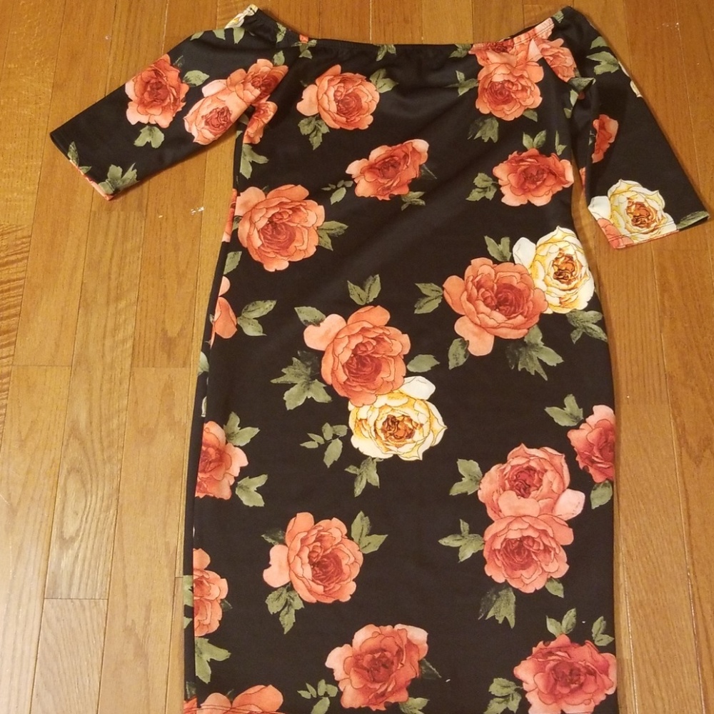 Black Floral off shoulder Fitted Sexy Dress Sz L